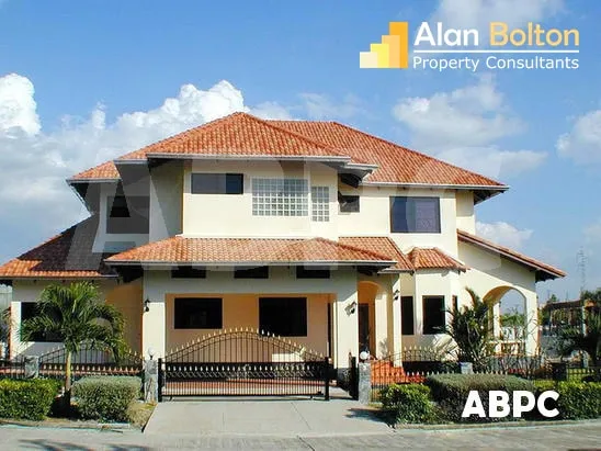 4 Bed 4 Bath in East Pattaya HR2602