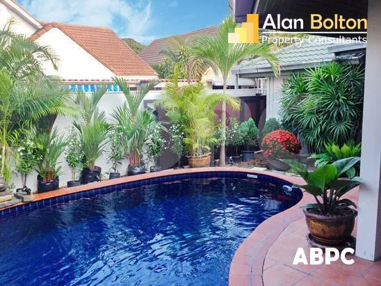 2 Bed 2 Bath in Pratumnak HR2613 photo 2
