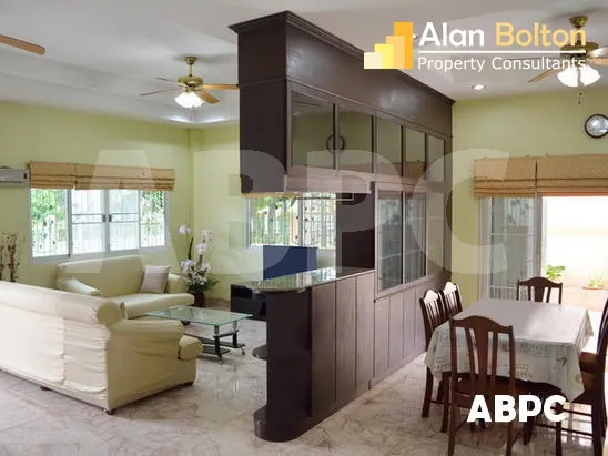 3 Bed 2 Bath in East Pattaya HR2643 photo 3