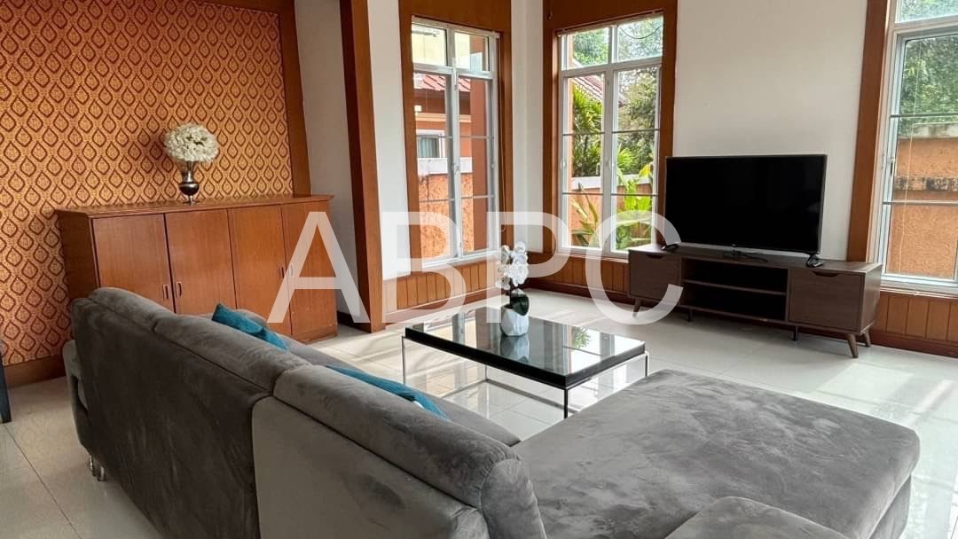 3 Bedrooms 4 Bathrooms in East Pattaya photo 10