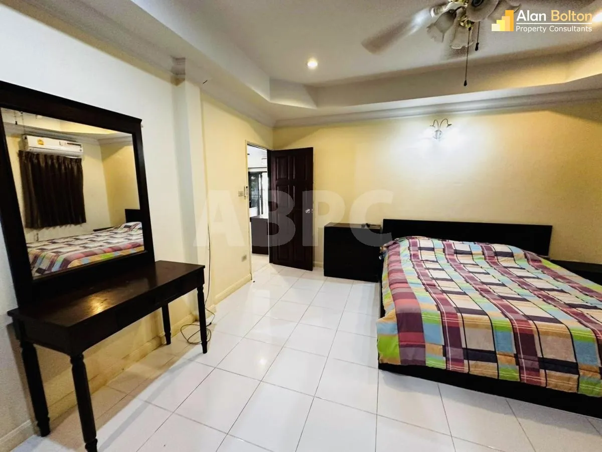 3 Bed 3 Bath in East Pattaya HR2653 photo 15