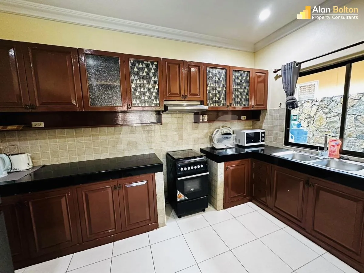 3 Bed 3 Bath in East Pattaya HR2653 photo 7