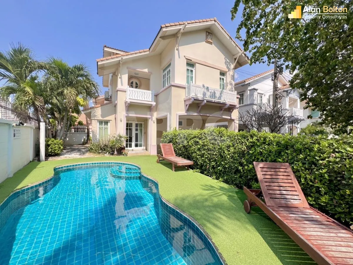 3 Bed 3 Bath Pool Villa in Jomtien For Rent photo 2