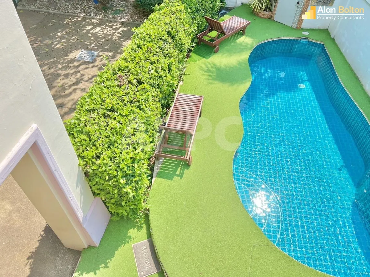 3 Bed 3 Bath Pool Villa in Jomtien For Rent photo 9