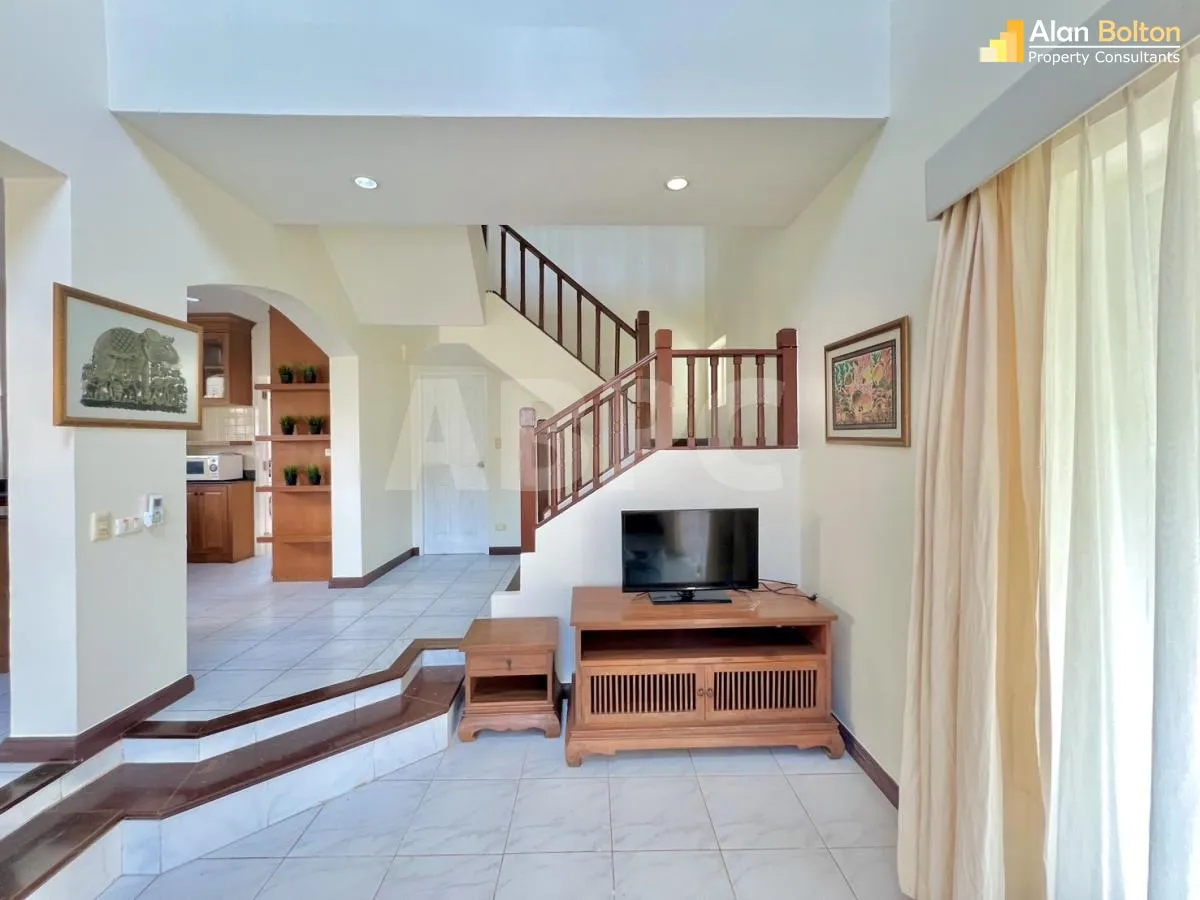 3 Bed 3 Bath Pool Villa in Jomtien For Rent photo 10