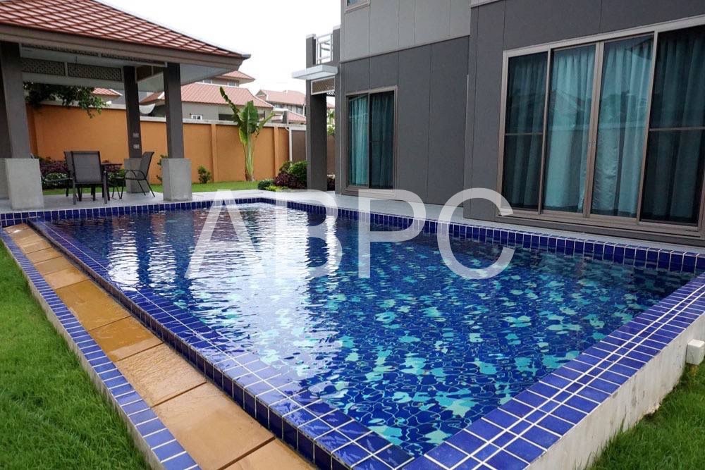 4 Bed 3 Bath in East Pattaya HR2669 photo 10