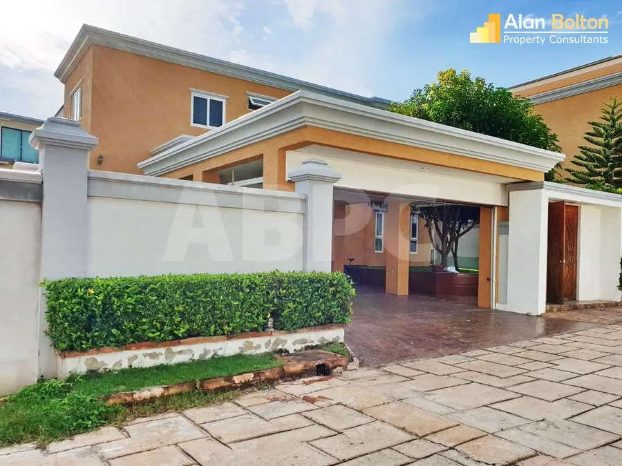 Luxury 4 Bed 4 Bath Pool Villa In East Pattaya