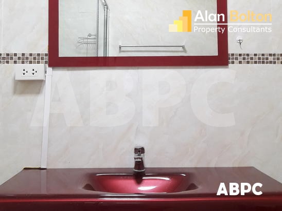 Renovated 2 Bed 2 Bath House In South Pattaya photo 6