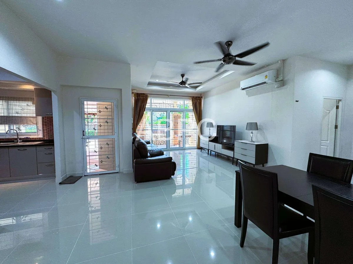 Renovated 3 Bed 3 Bath House In East Pattaya photo 9