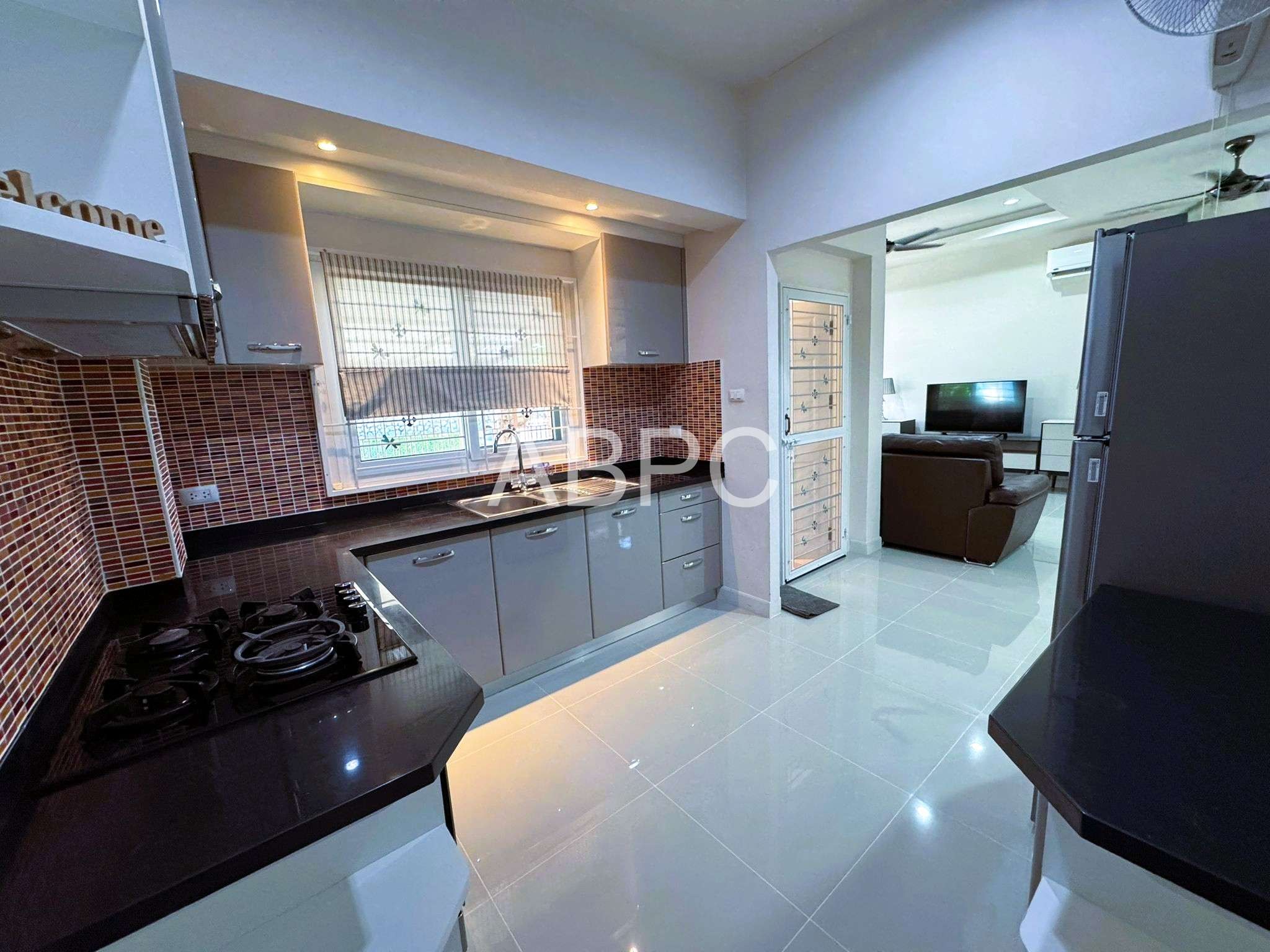 Renovated 3 Bed 3 Bath House In East Pattaya photo 6