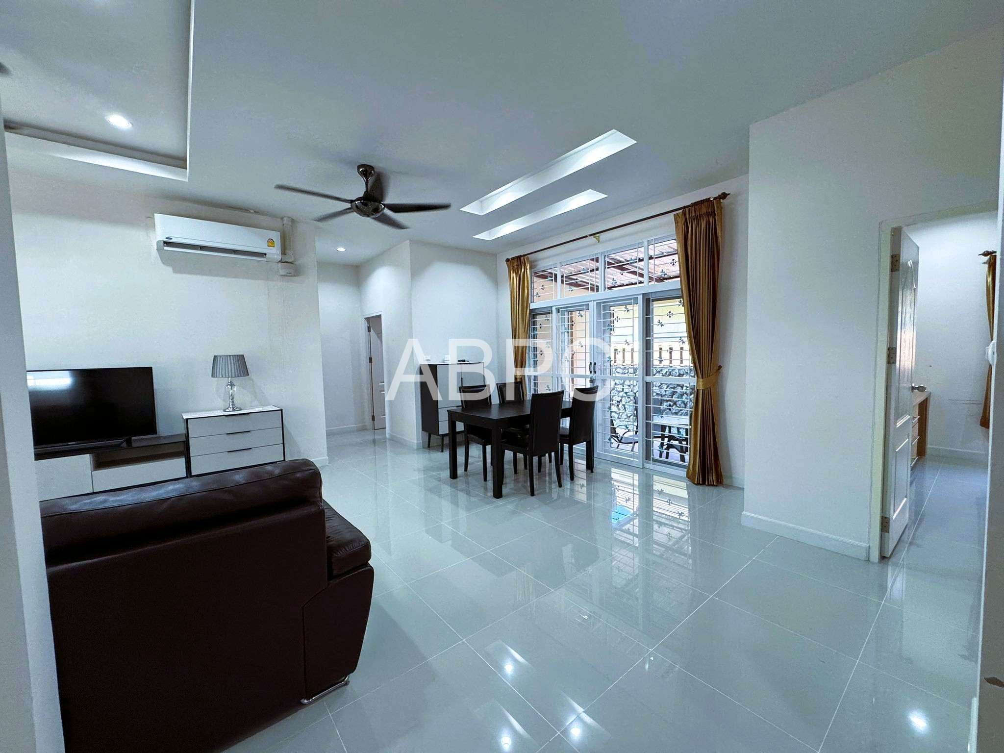 Renovated 3 Bed 3 Bath House In East Pattaya photo 18