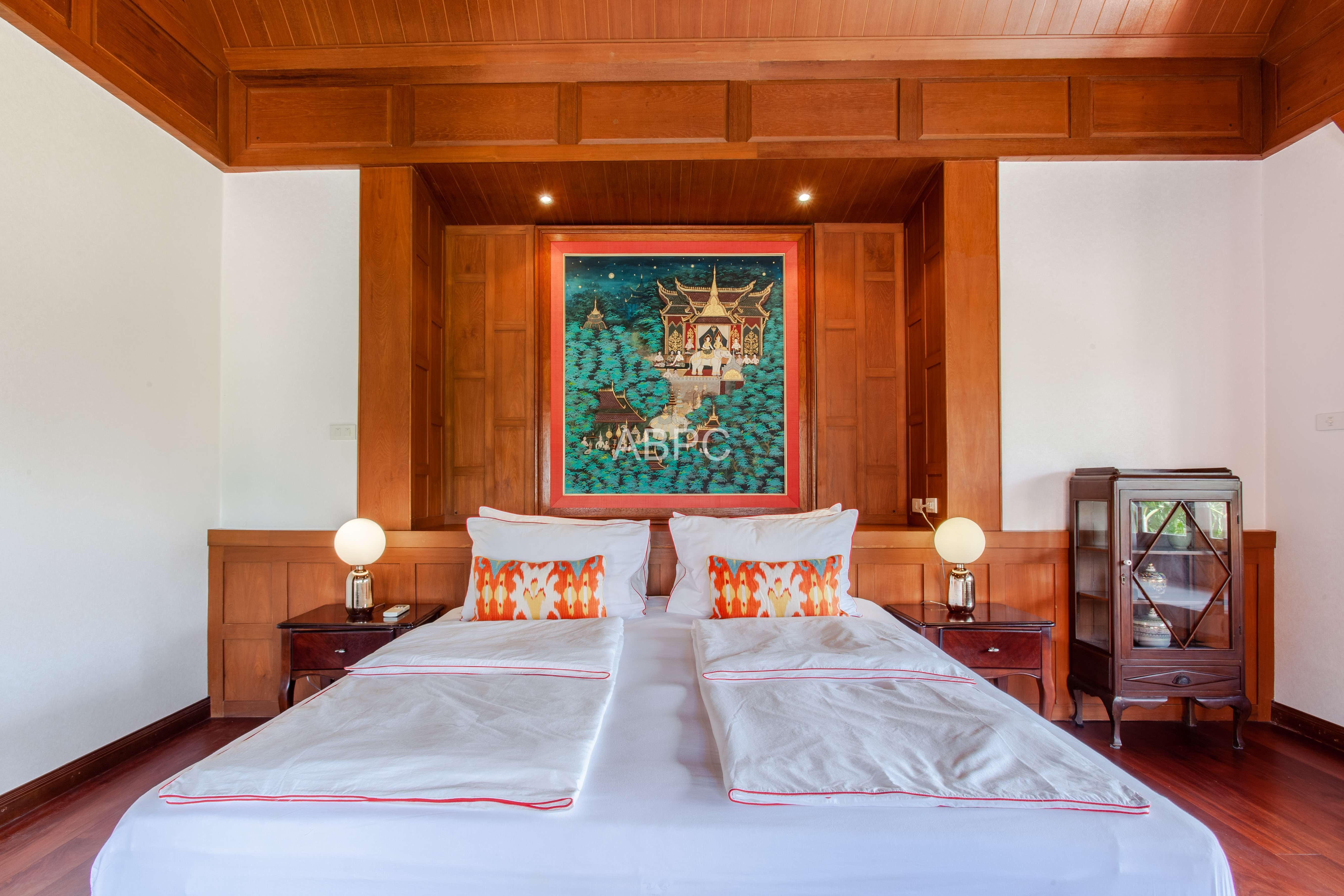 Nature Inspired Beachfront 4 Bed 4 Bath Pool Villa In Na Jomtien photo 21