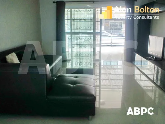 3 Bed 3 Bath in Central Pattaya HR2771 photo 3