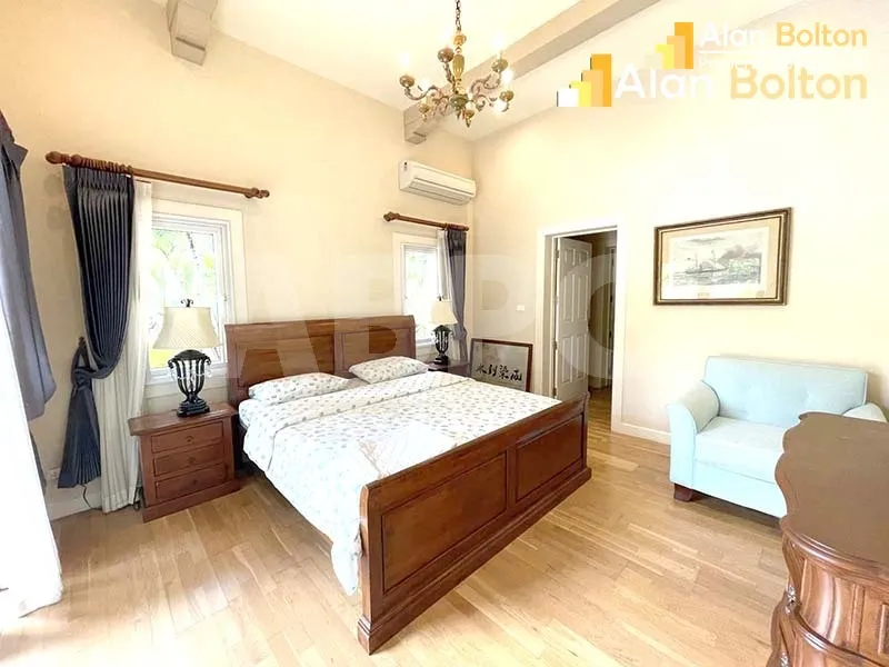 3 Bed 4 Bath Pool Villa In East Pattaya photo 13