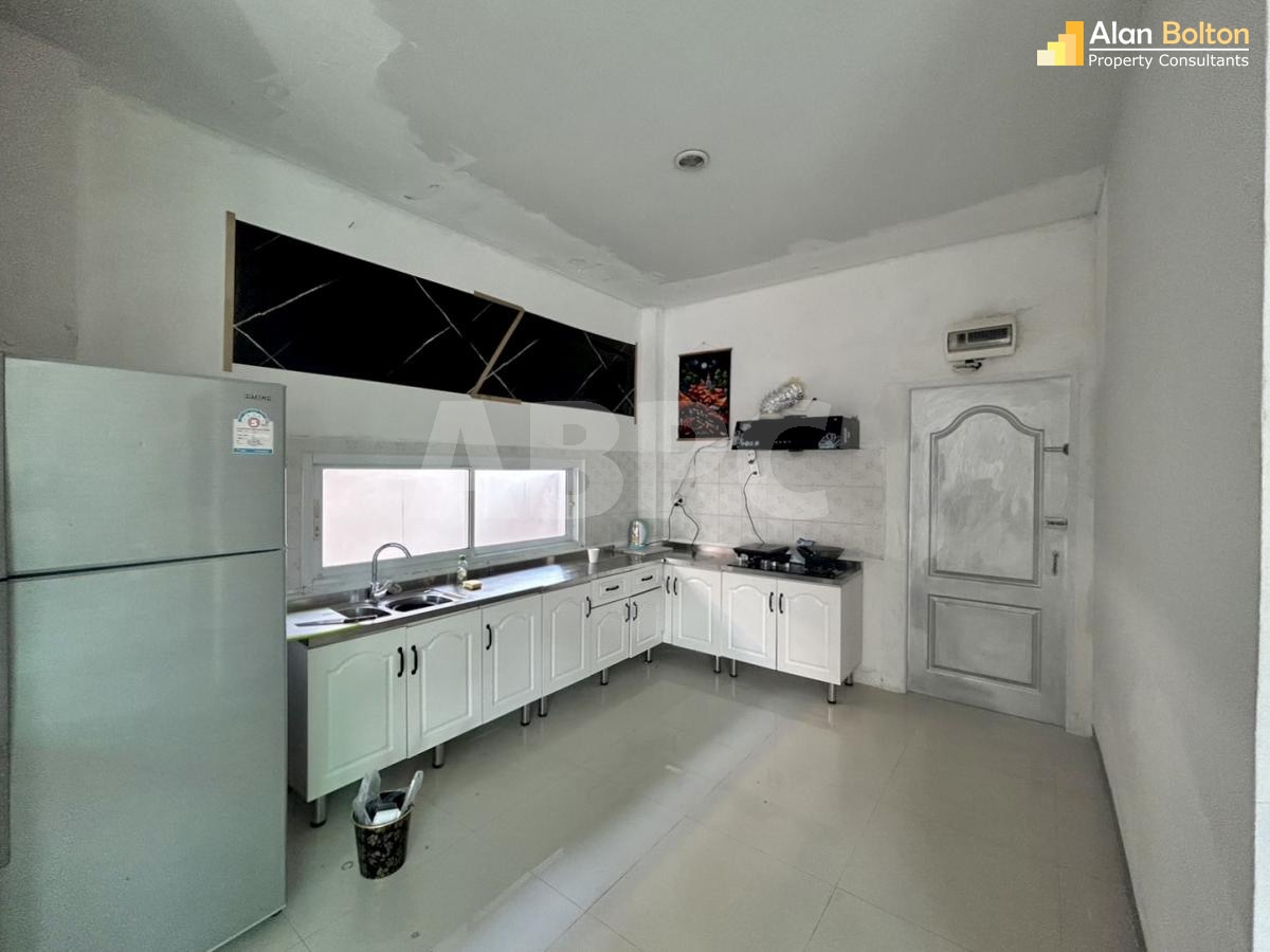 3 Bed 4 Bath in East Pattaya HR2797 photo 5
