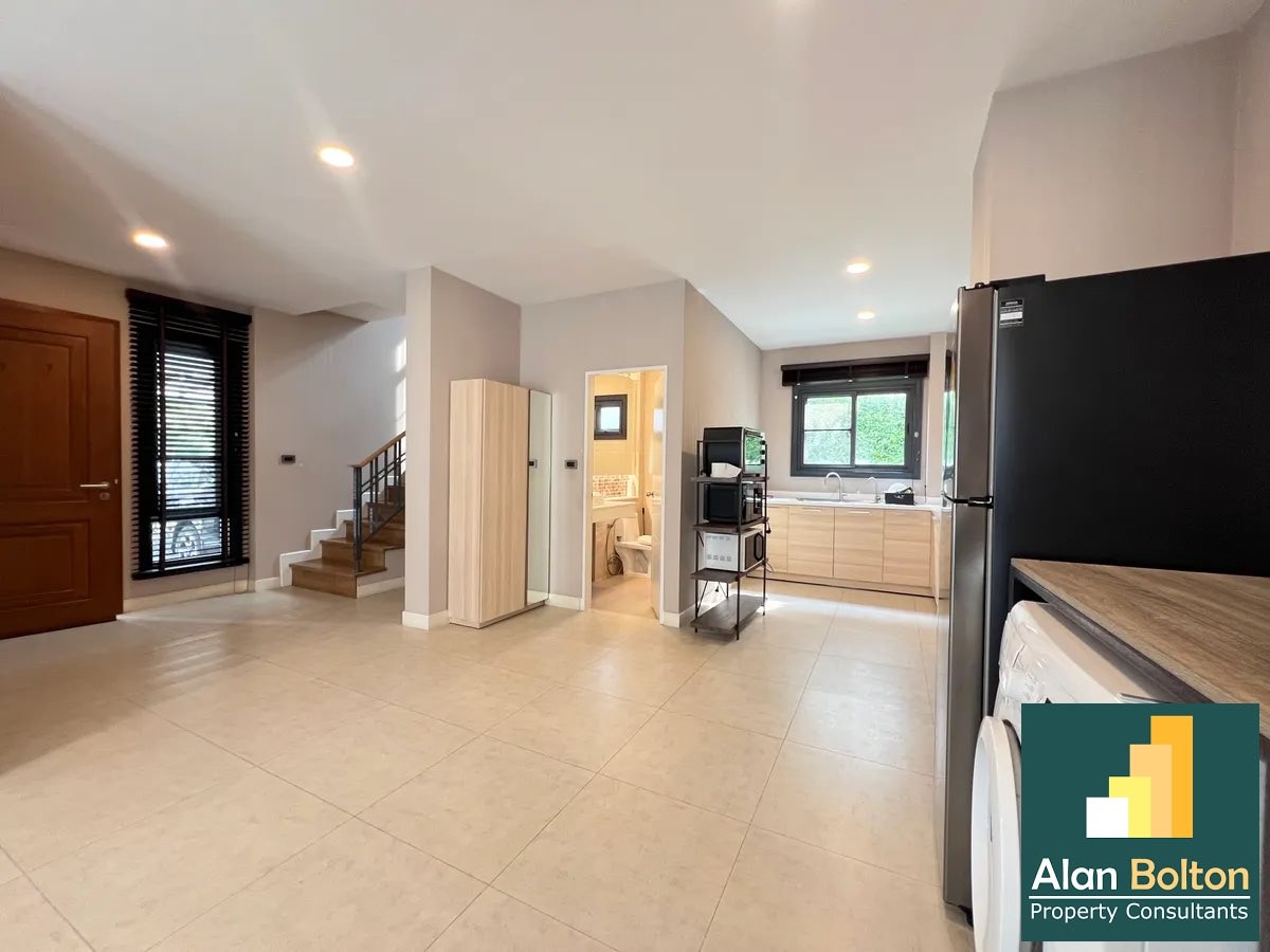 Patta Prime for sale and rent 3 Bedrooms 4 Bathrooms in East Pattaya photo 24