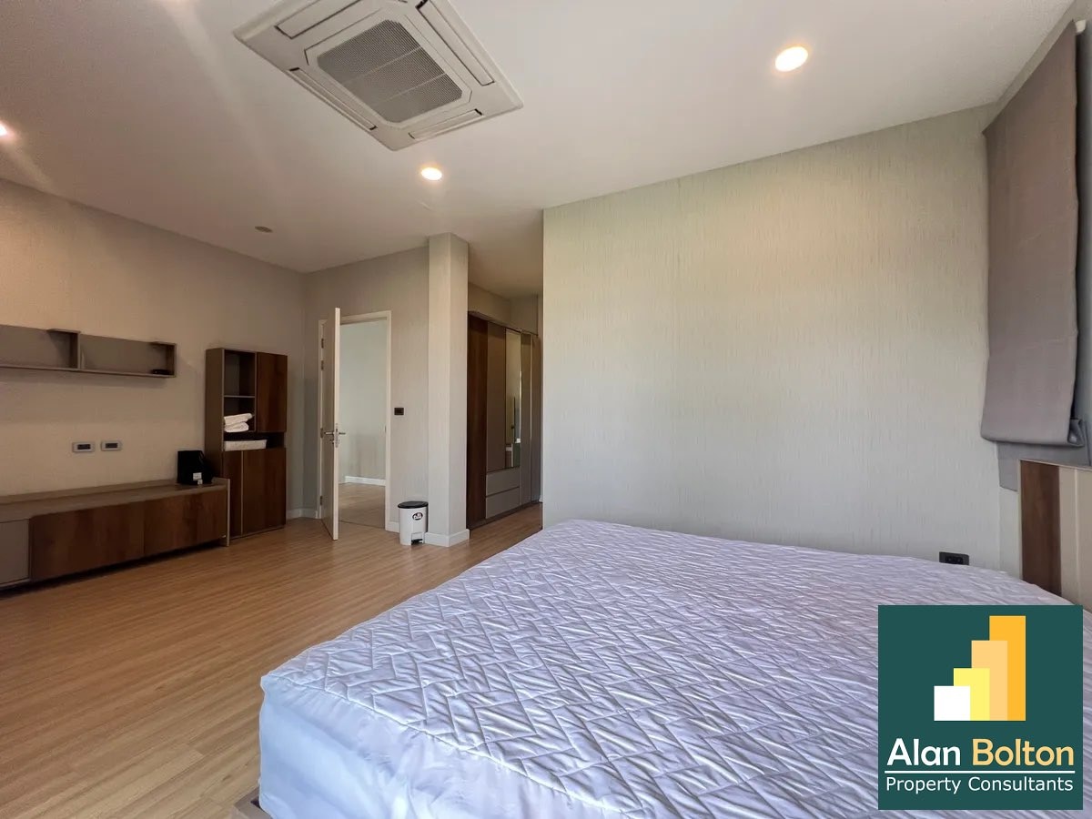 Patta Prime for sale and rent 3 Bedrooms 4 Bathrooms in East Pattaya photo 12