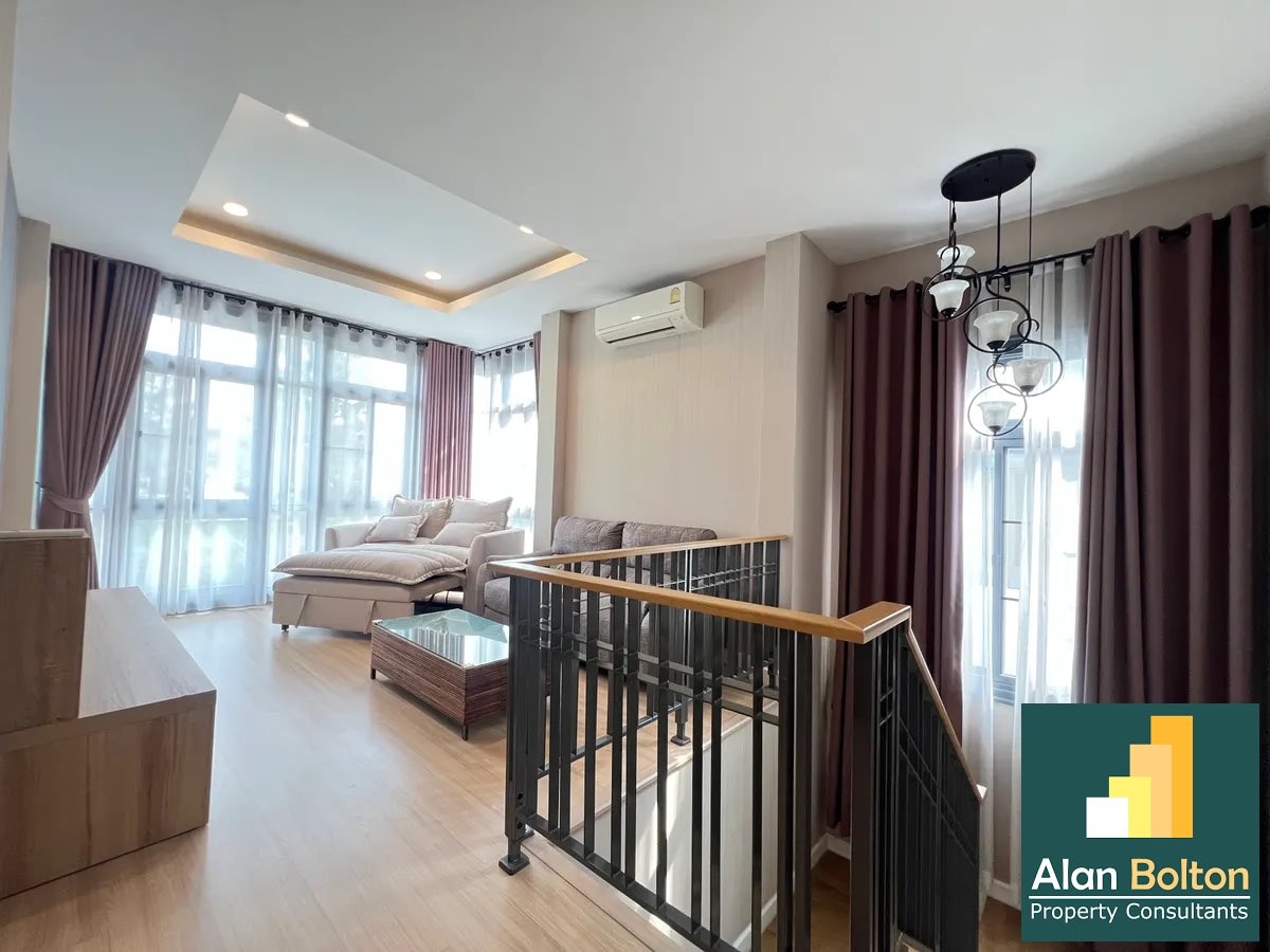 Patta Prime for sale and rent 3 Bedrooms 4 Bathrooms in East Pattaya photo 21