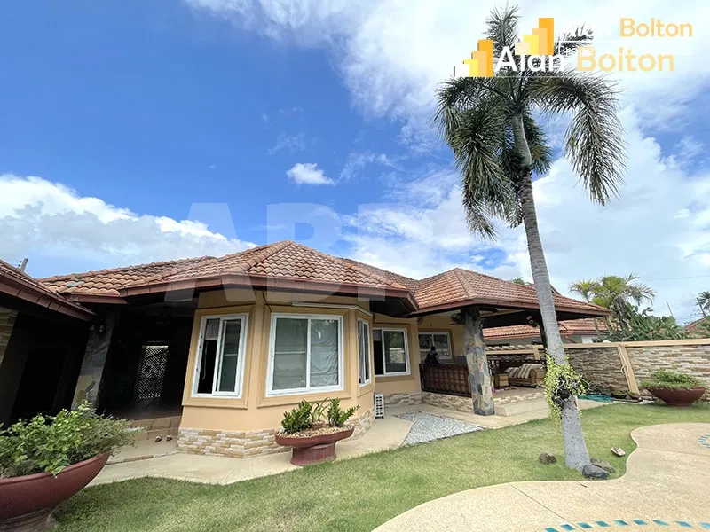 4 Bed 3 Bath in East Pattaya HR2872 photo 11