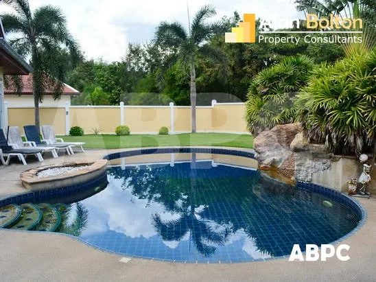 4 Bed 4 Bath in East Pattaya HR2890