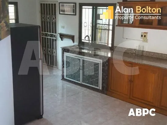3 Bed 3 Bath in Central Pattaya HR2909 photo 4