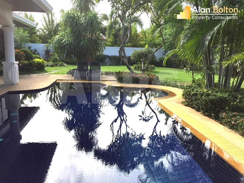 3 Bed 4 Bath in Jomtien HR2932 photo 14