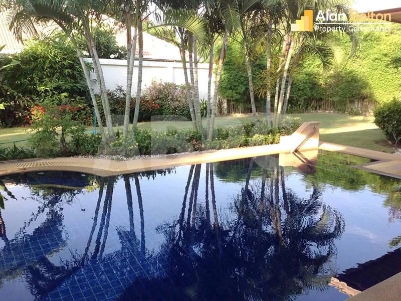 3 Bed 4 Bath in Jomtien HR2932 photo 3