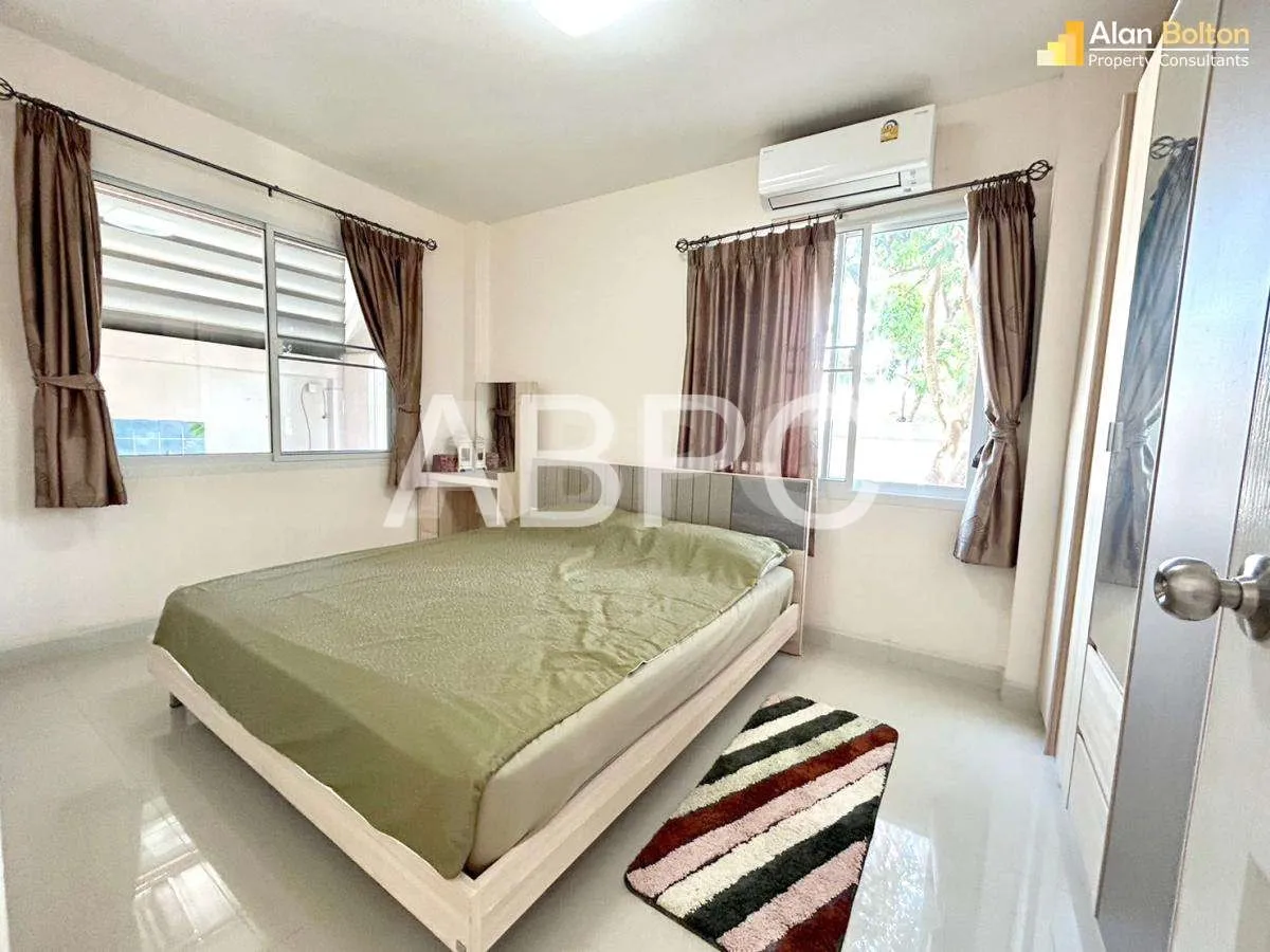 2 Bed 2 Bath in East Pattaya HR2937 photo 3