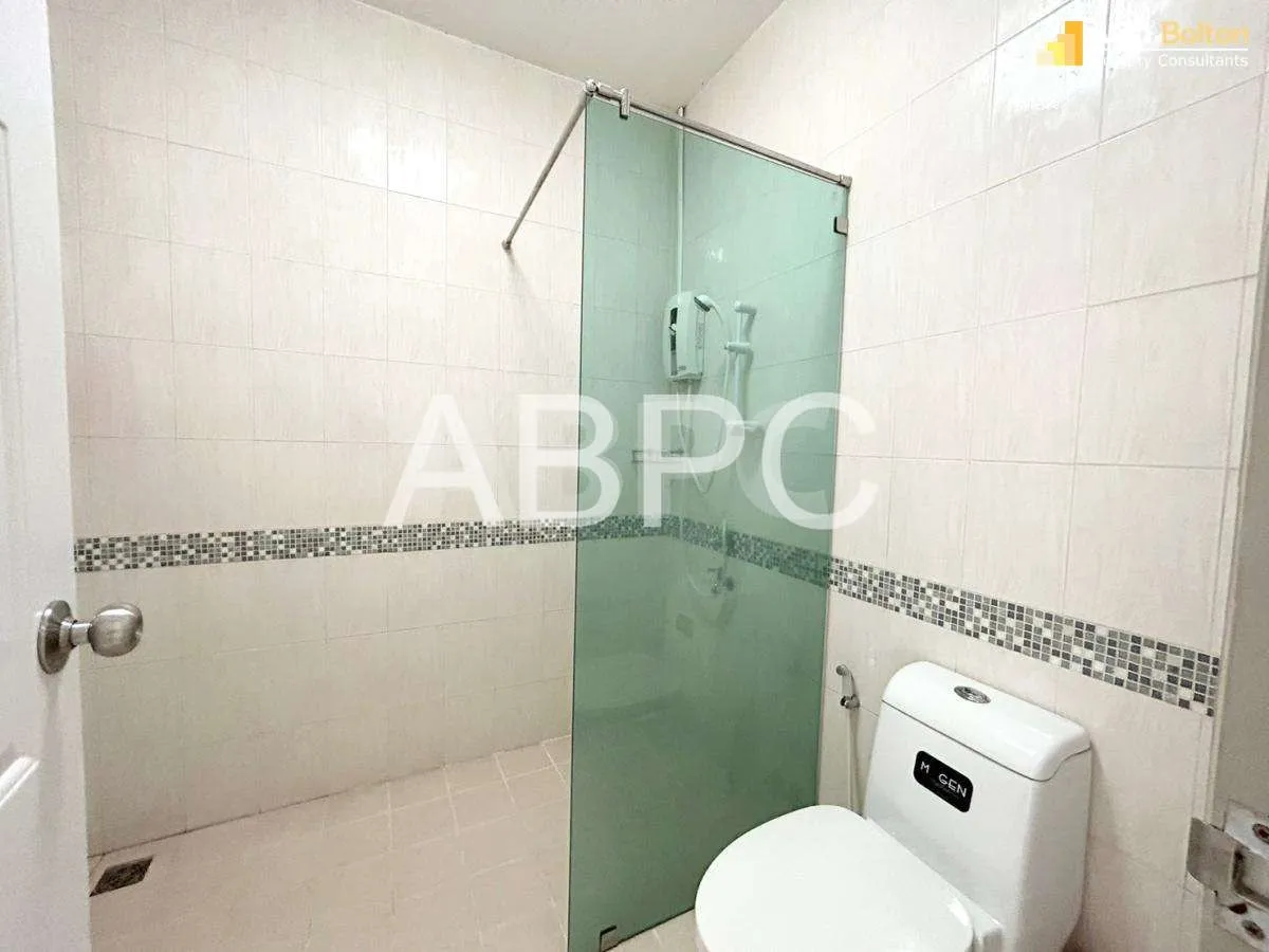 2 Bed 2 Bath in East Pattaya HR2937 photo 5