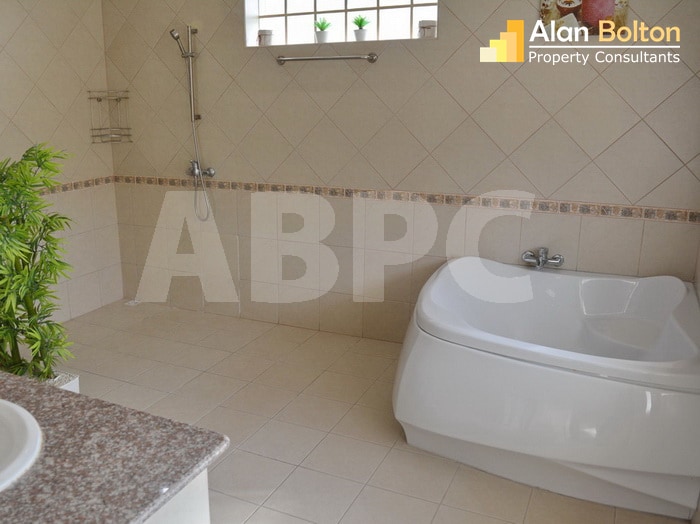 4 Bed 4 Bath in Huay Yai HR2940 photo 8