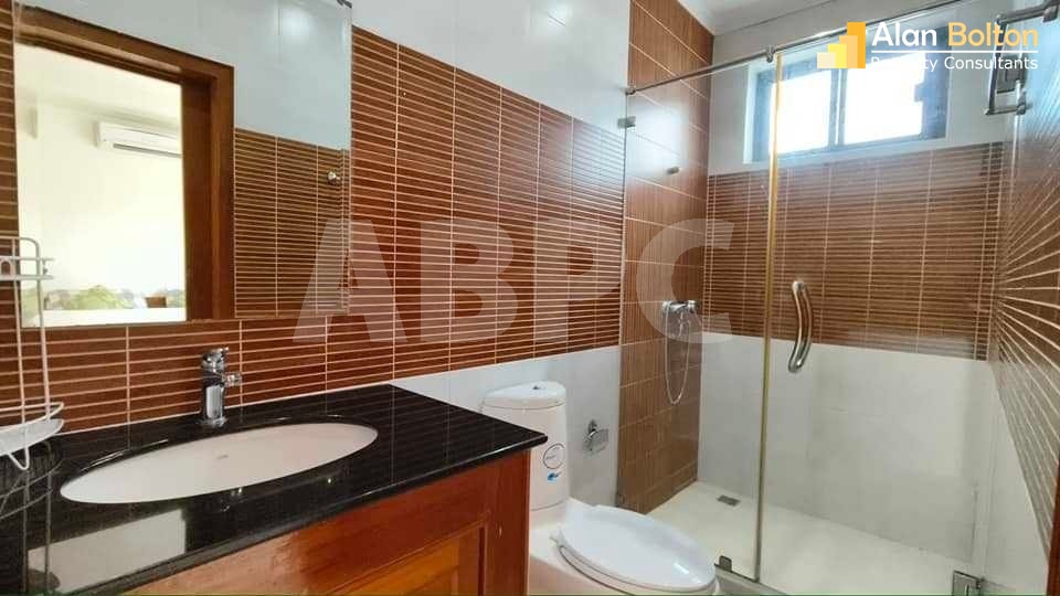 4 Bed Pool Villa in Jomtien photo 7