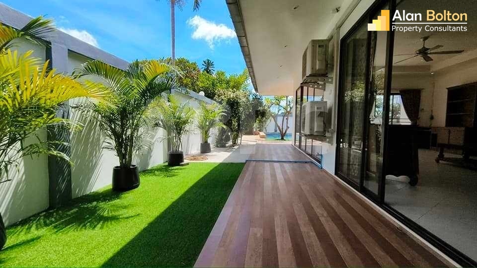 4 Bed Pool Villa in Jomtien photo 20