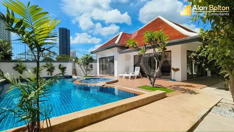 4 Bed Pool Villa in Jomtien photo 14