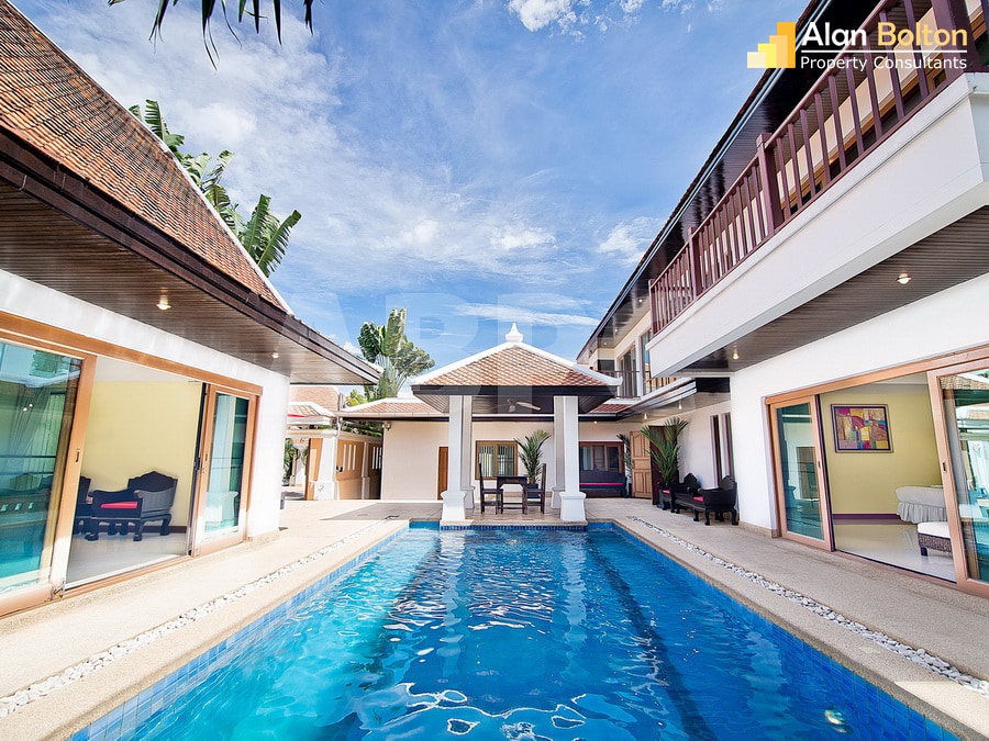 5 Bed 4 Bath in Jomtien HR2967