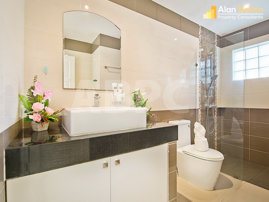 7 Bed 8 Bath in Jomtien HR2968 photo 7