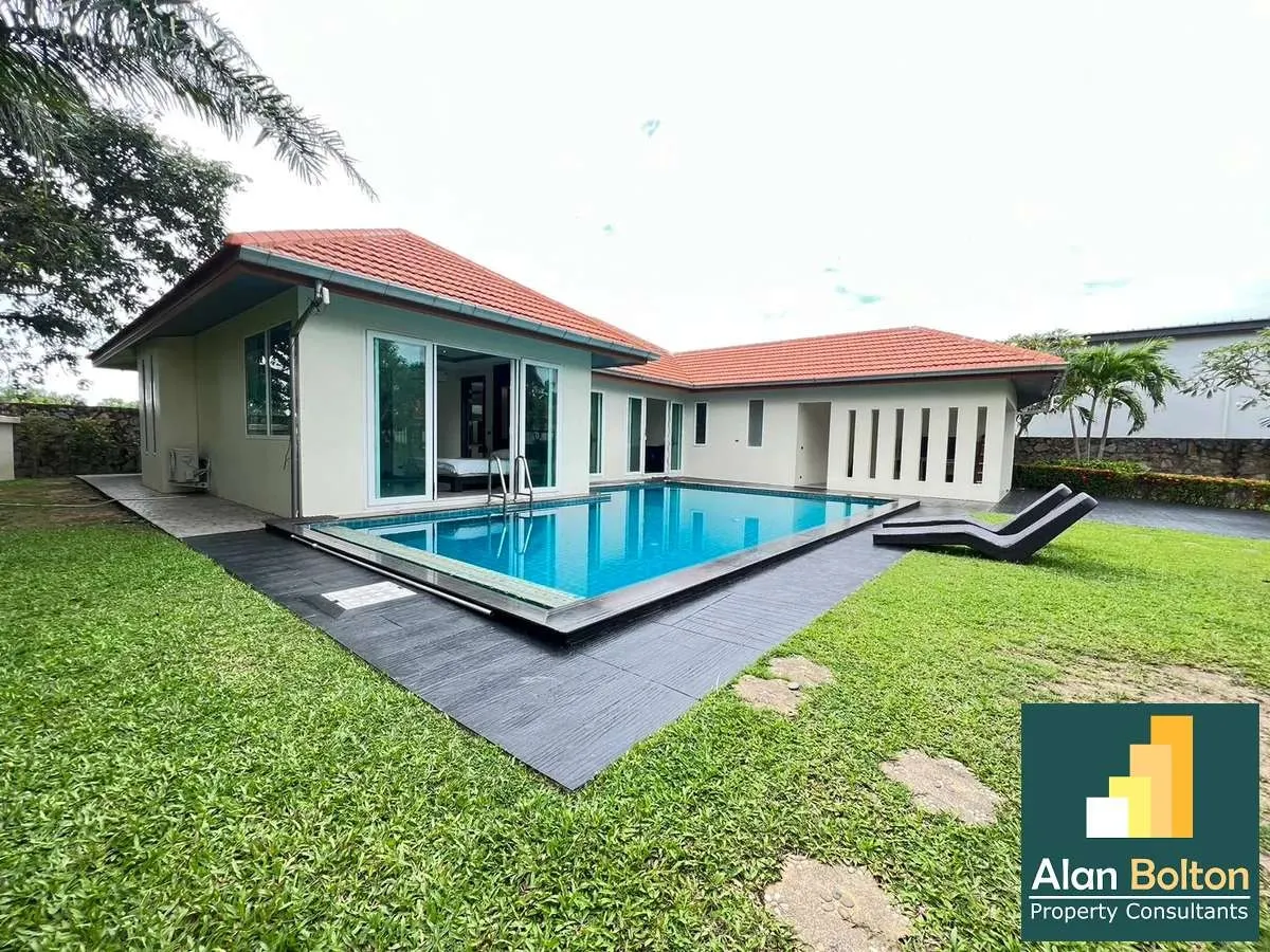 House Pool Villa for rent 4 Bed 5 Bath Pool Villa in Mapprachan