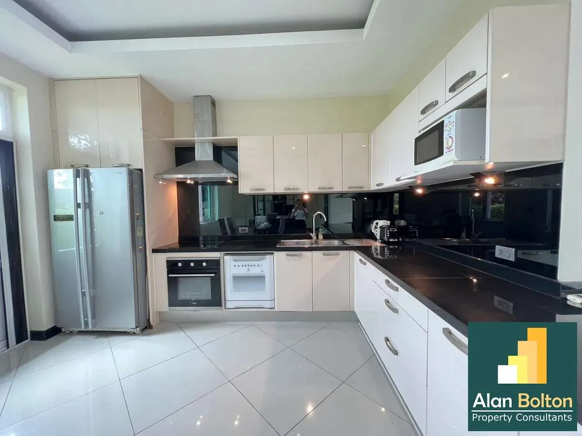 House Pool Villa for rent 4 Bed 5 Bath Pool Villa in Mapprachan photo 12