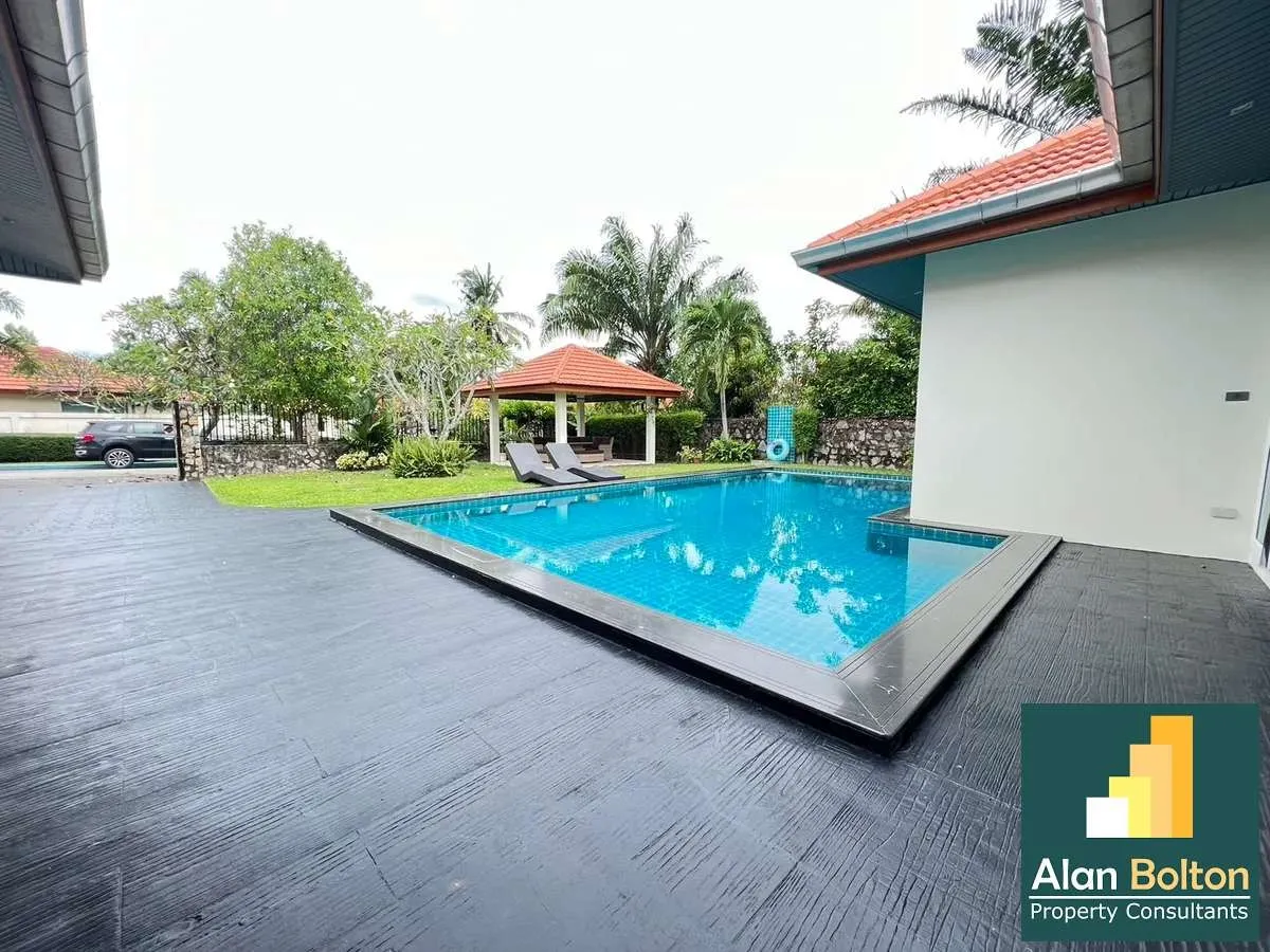 House Pool Villa for rent 4 Bed 5 Bath Pool Villa in Mapprachan photo 10