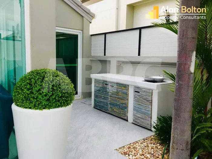 4 Bed 4 Bath in East Pattaya HR3001 photo 9