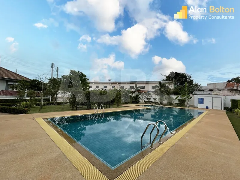 3 Bed 3 Bath in East Pattaya HR3035 photo 2