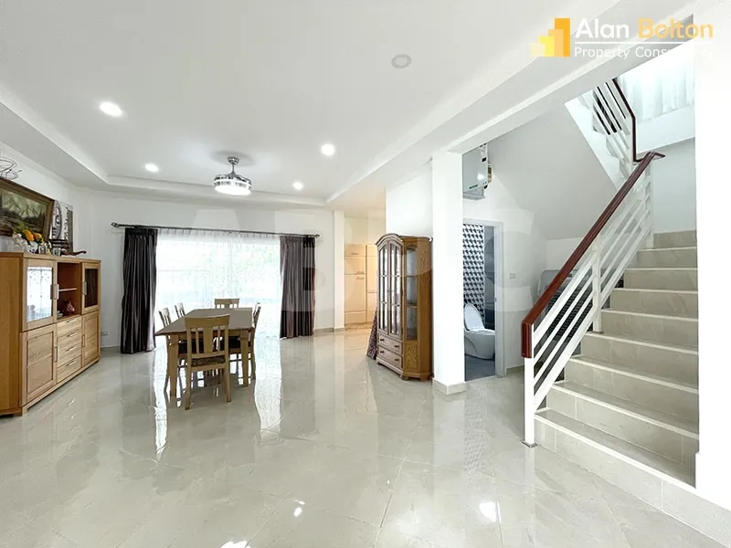 3 Bed 3 Bath in East Pattaya HR3036 photo 4