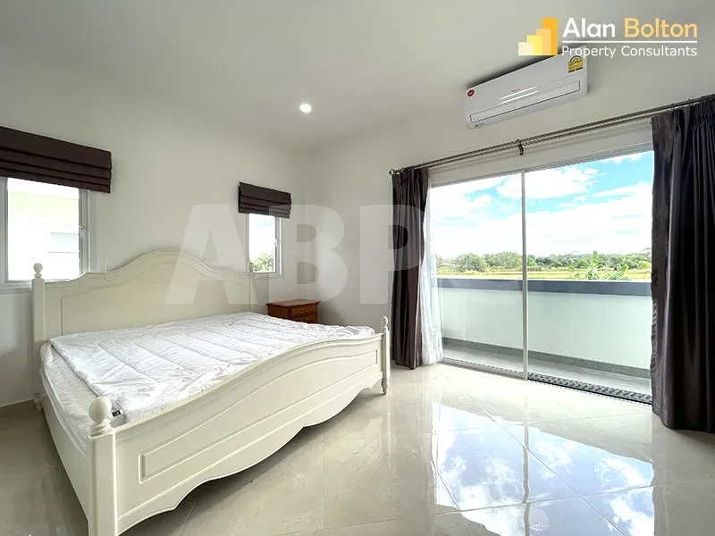 3 Bed 3 Bath in East Pattaya HR3036 photo 5