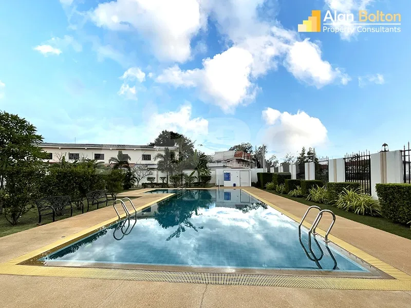 3 Bed 3 Bath in East Pattaya HR3036 photo 10
