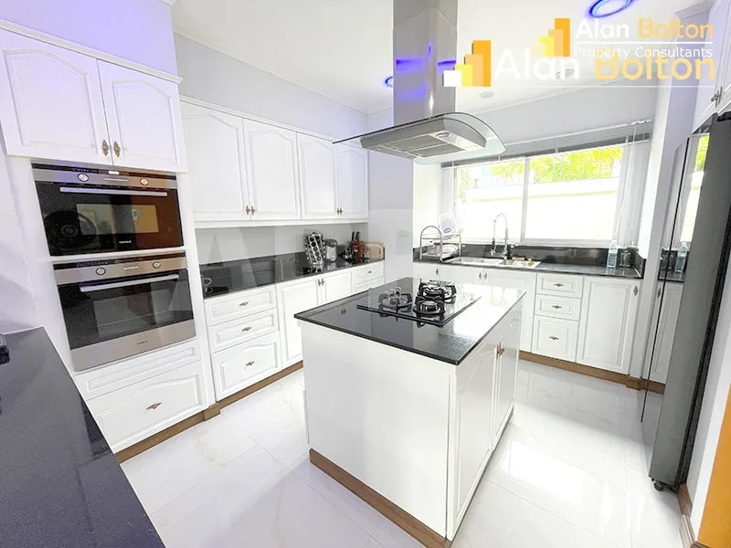 3 Bed 5 Bath in Naklua HR3048 photo 9
