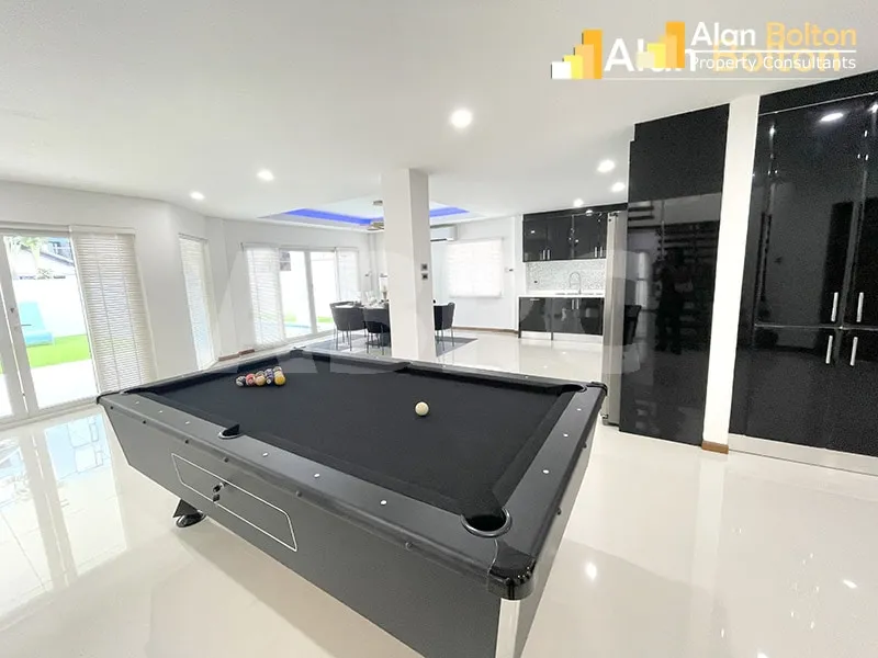 4 Bed 4 Bath Pool Villa in Jomtien photo 3