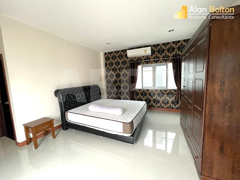 4 Bed 5 Bath in East Pattaya HR3055 photo 6