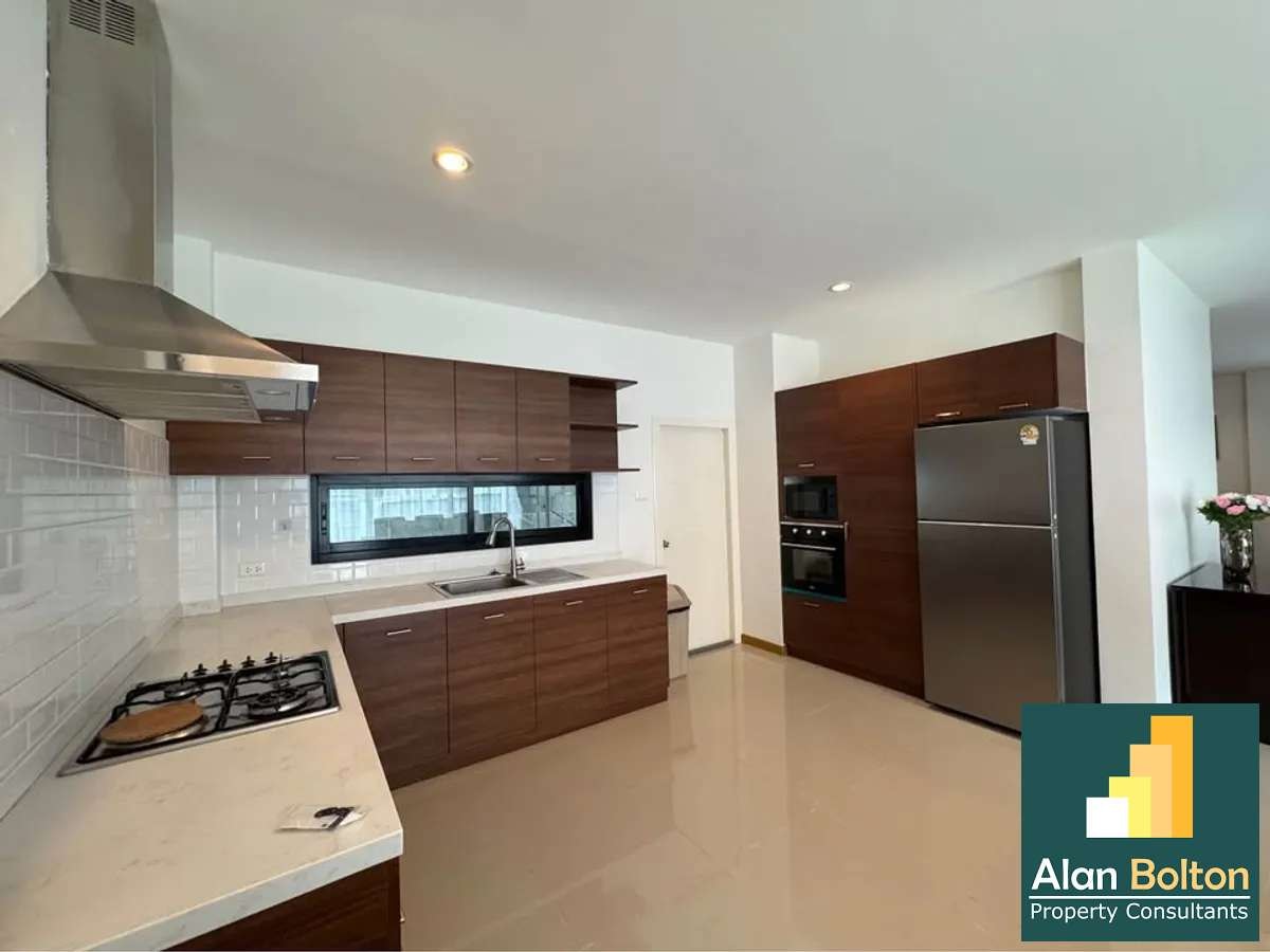 Beautiful 3 Bed House in Huay Yai For Rent photo 10