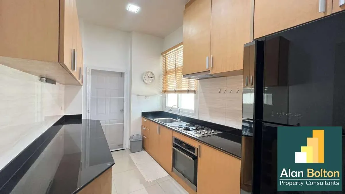 Cheap 3 Bed in Sirisa 16 in East Pattaya photo 6