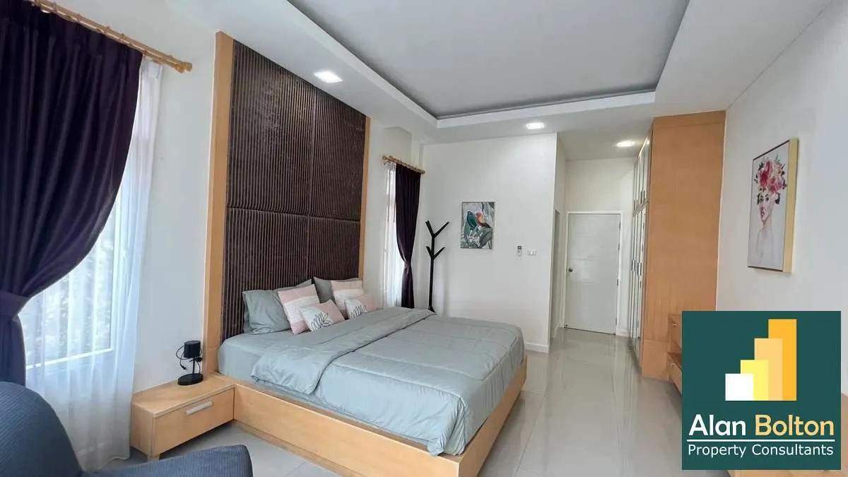 Cheap 3 Bed in Sirisa 16 in East Pattaya photo 8