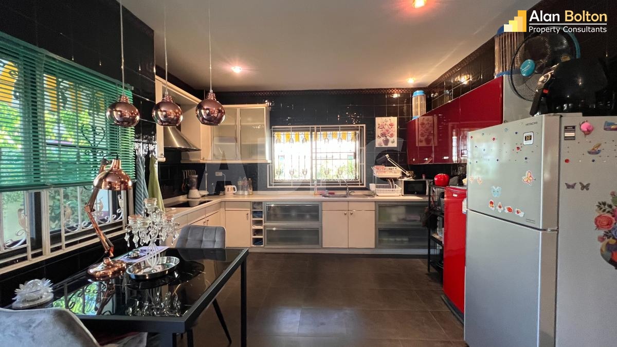 2 Bed 3 Bath in Jomtien HS2003 photo 5